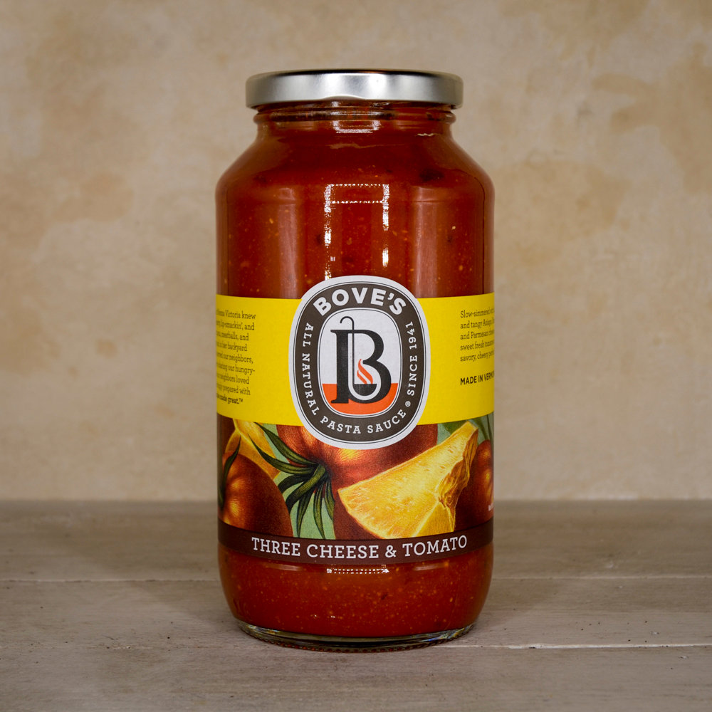 Bove's Three Cheese & Tomato Pasta Sauce